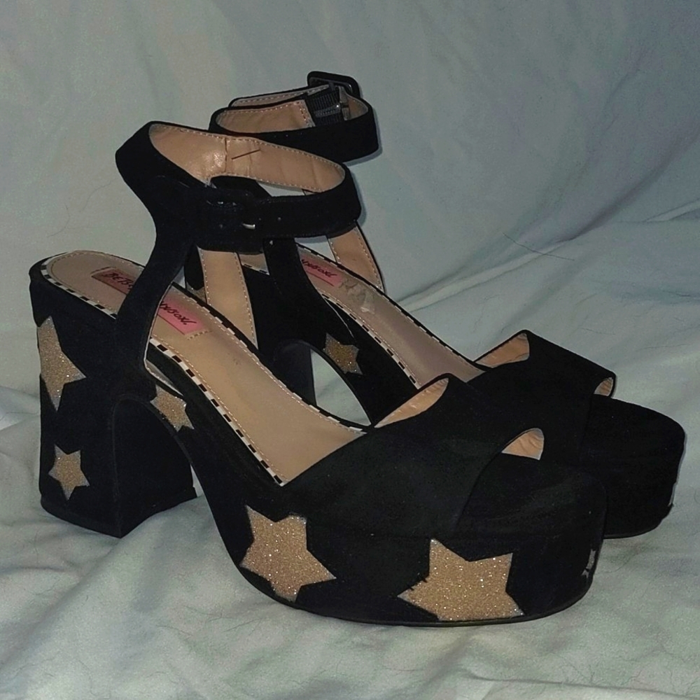 Black Betsey Johnson Sparkly Star and Suede Chunky Platform Heels 8.5